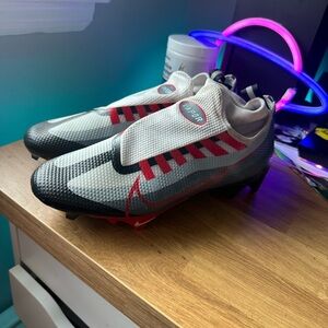 Vapor Nike cleats Size 9